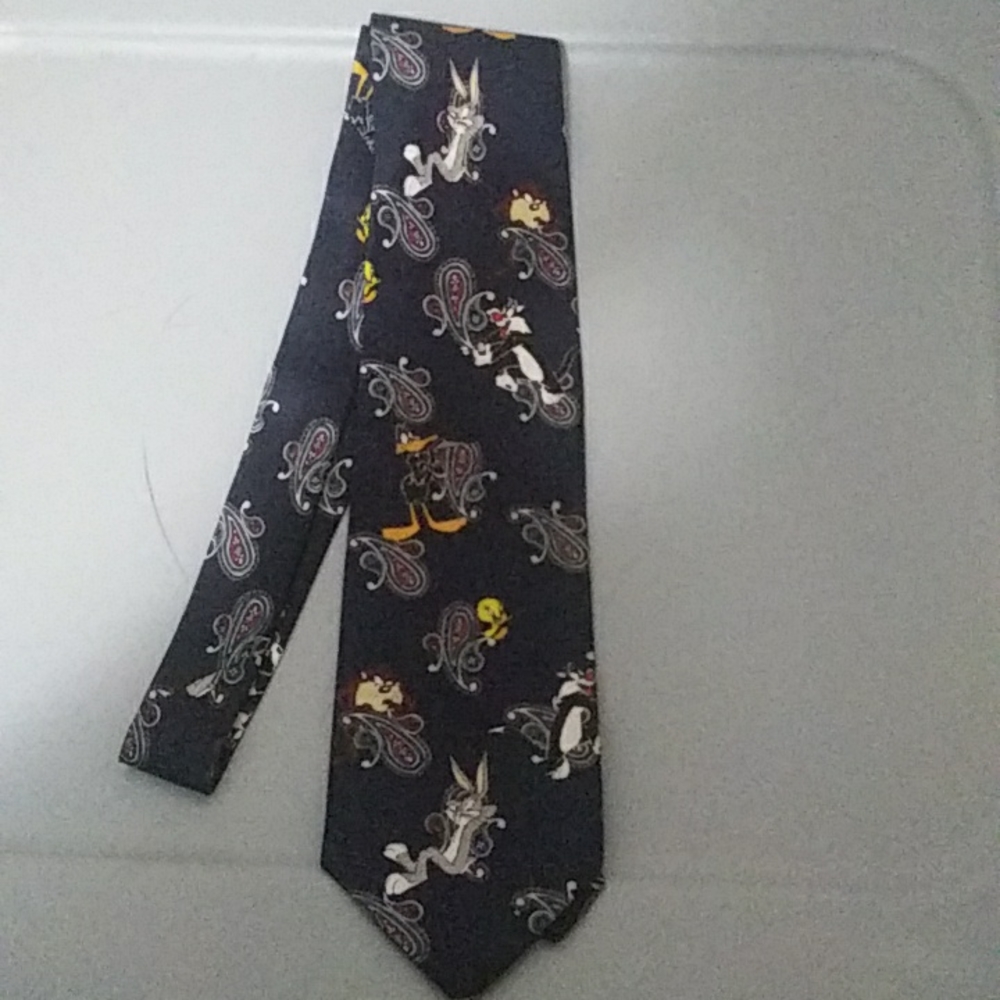 Looney Tunes Paisley Tie